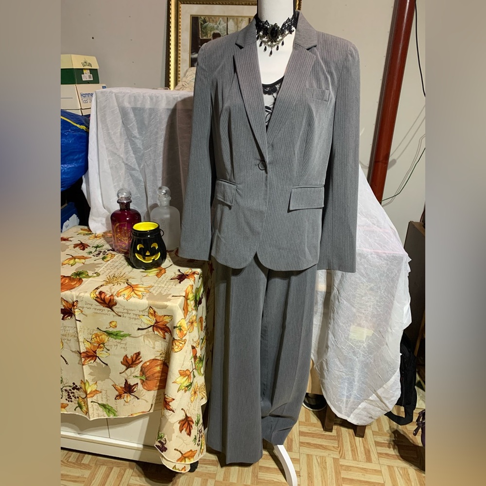 Worthington Gray Pinstripe Pant Suit